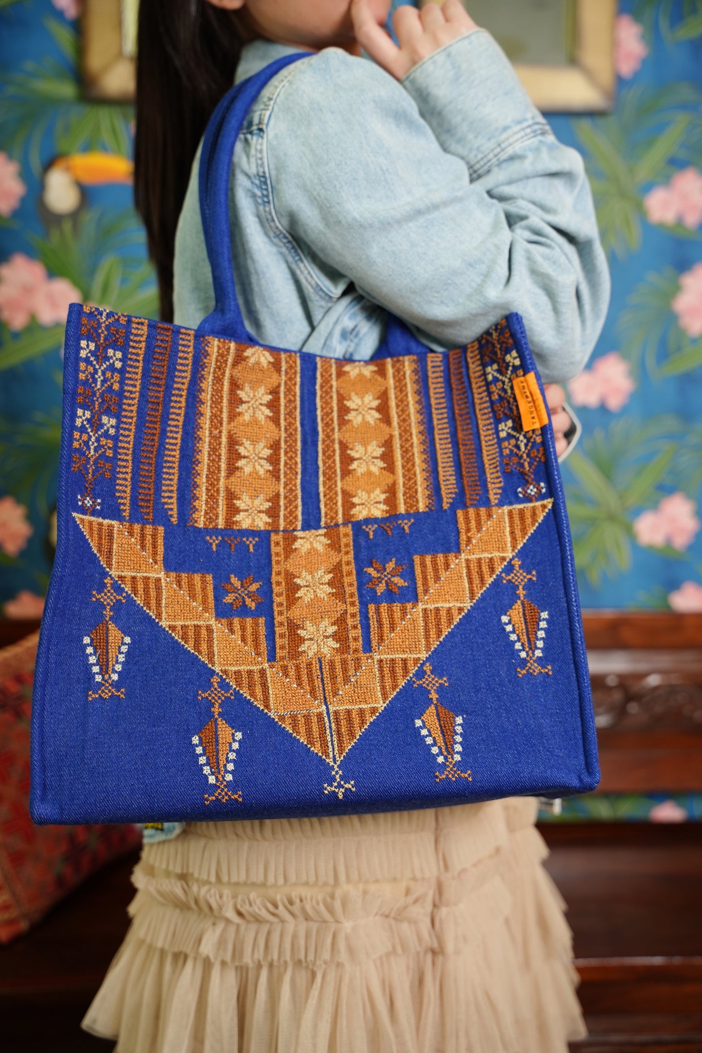 Handmade emroidered tote bag - Denim Gaza Chest Panel